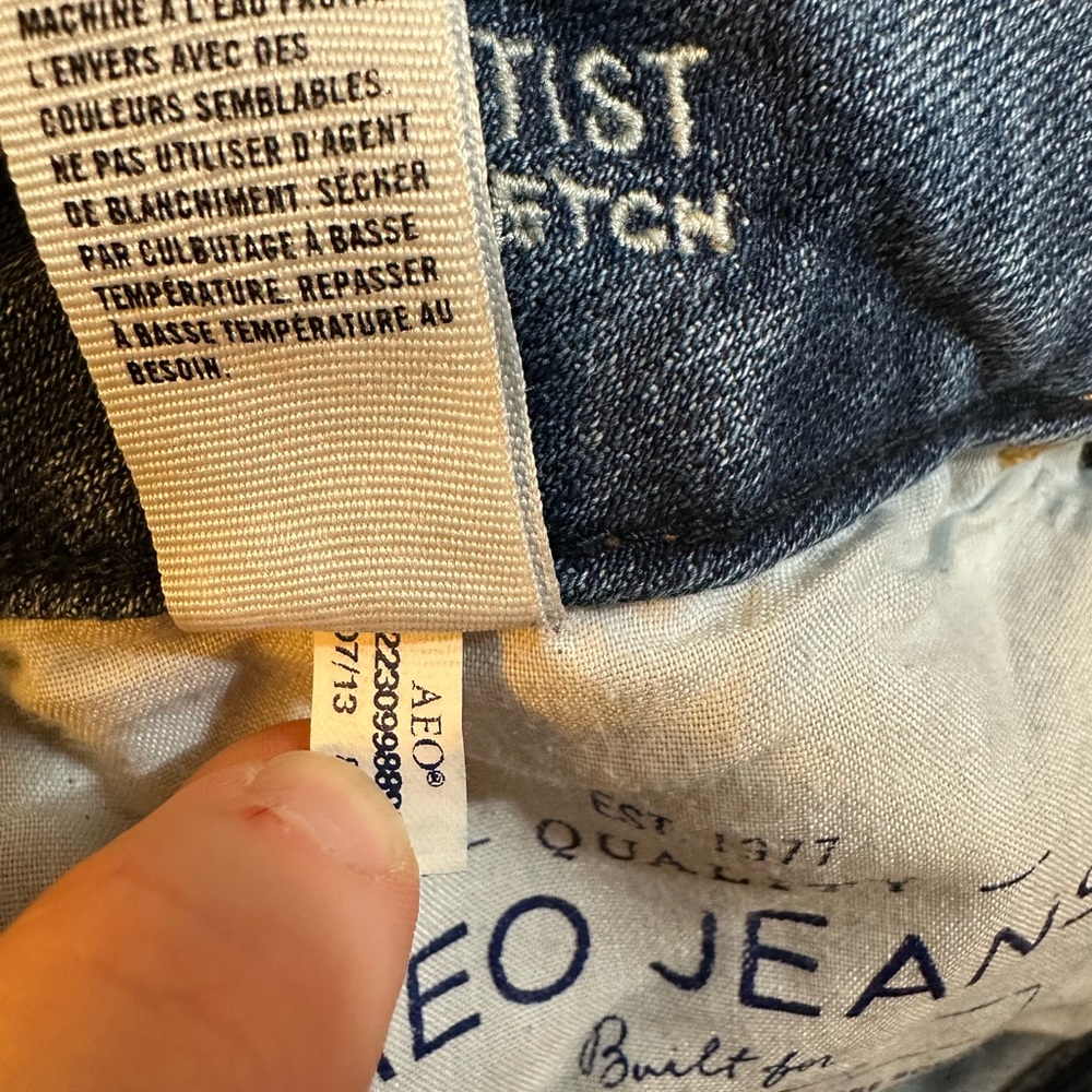 Size 6 Artist Stretch American Eagle Bootcut Jeans - Picture 6 of 7